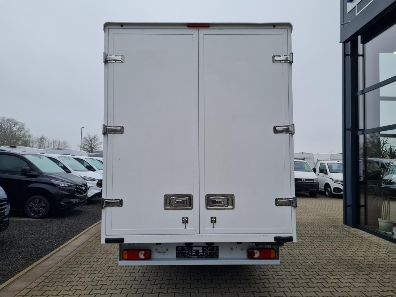Renault Master 3.5t Möbel Koffer mit 10 Pal. Plätze TEMPOMAT - Box van: picture 5 Renault Master 3.5t Möbel Koffer mit 10 Pal. Plätze TEMPOMAT - Box van: picture 5
