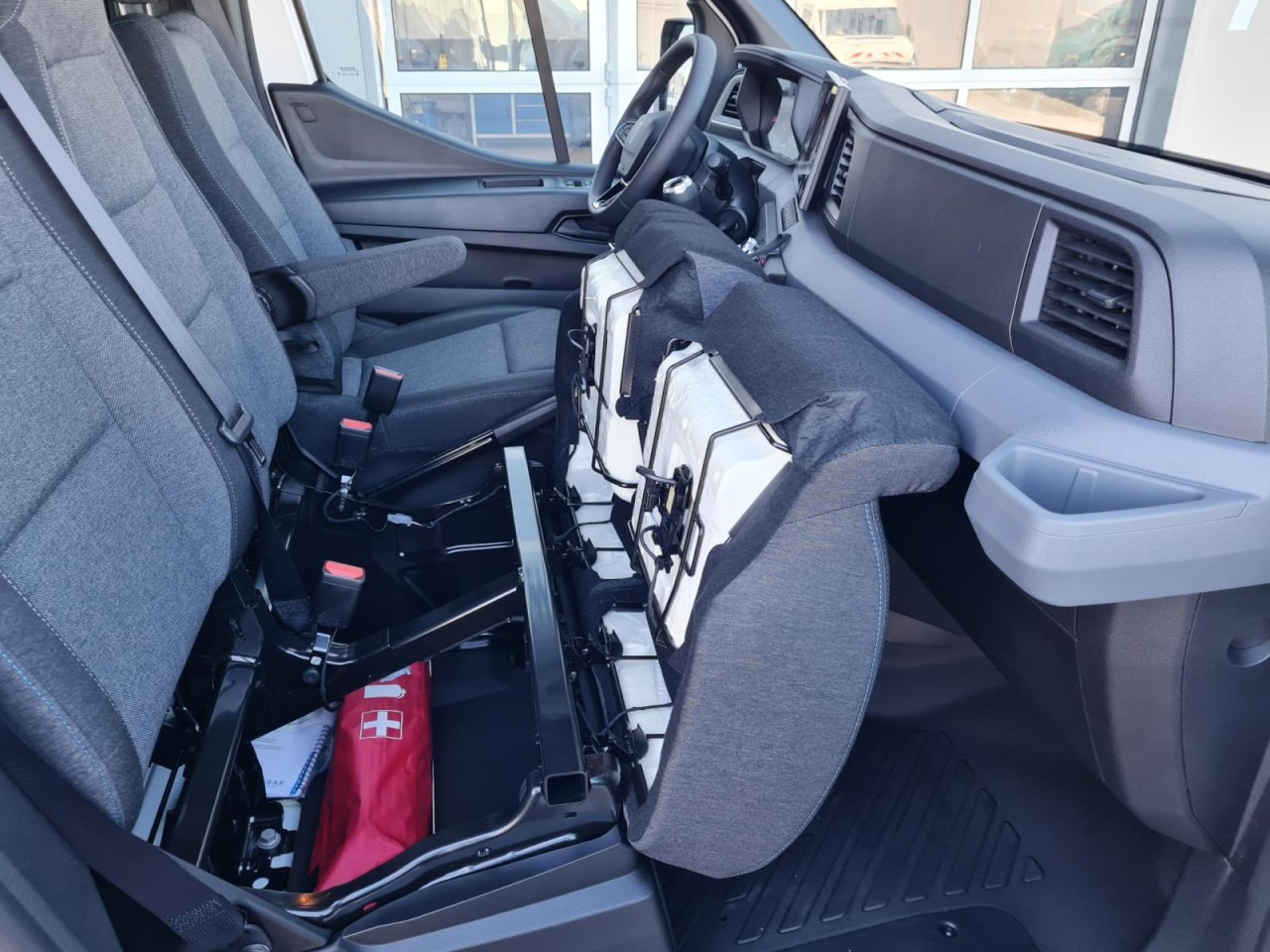 Box van Renault Master 35 New Möbel Koffer LBW KLIMA TEMPOMAT: picture 15