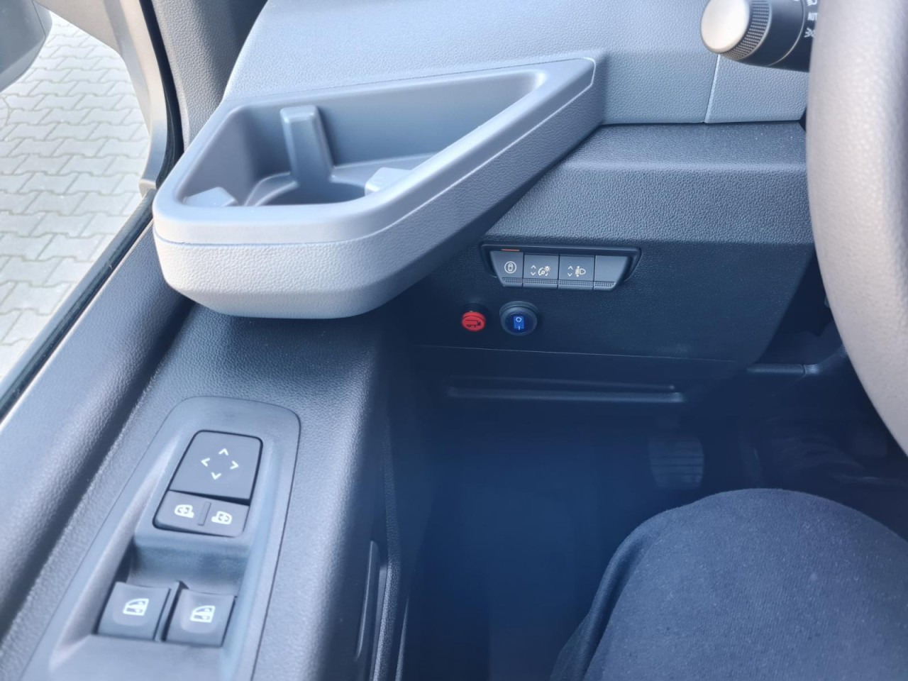 Box van Renault Master 35 New Möbel Koffer LBW KLIMA TEMPOMAT: picture 17