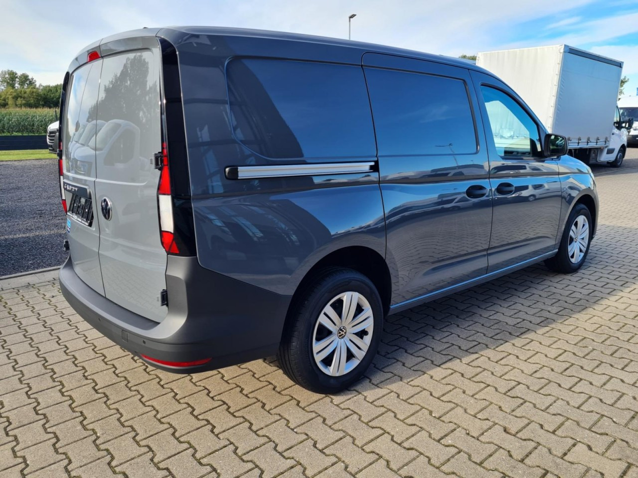 Volkswagen Caddy Kasten Cargo TDI Maxi PDC KLIMA TEMPOMAT - Small van: picture 4 Volkswagen Caddy Kasten Cargo TDI Maxi PDC KLIMA TEMPOMAT - Small van: picture 4