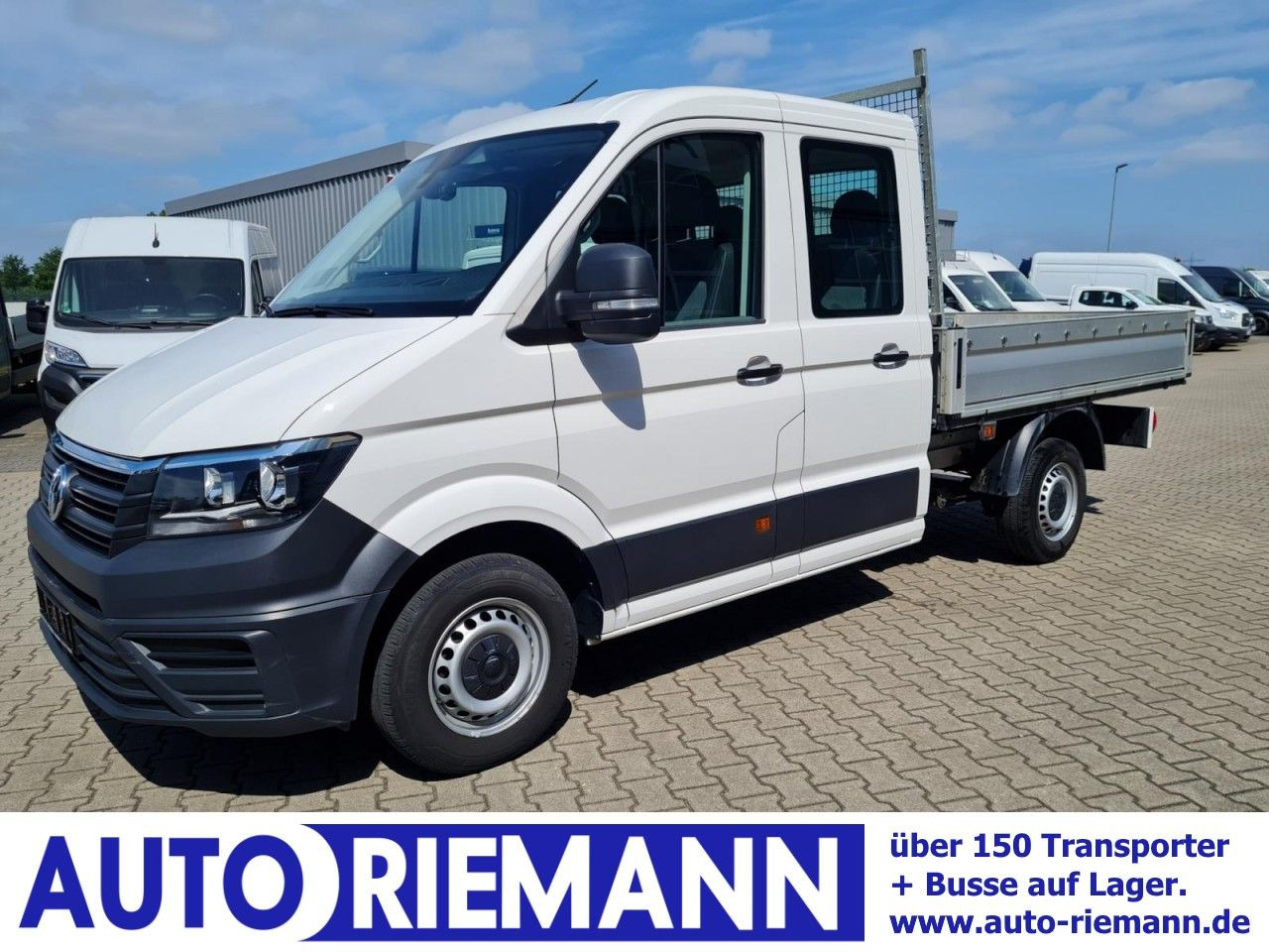 Volkswagen Crafter 35 Doka MR 7-Sitze AHK KLIMA KOMFORT - Flatbed van: picture 1 Volkswagen Crafter 35 Doka MR 7-Sitze AHK KLIMA KOMFORT - Flatbed van: picture 1
