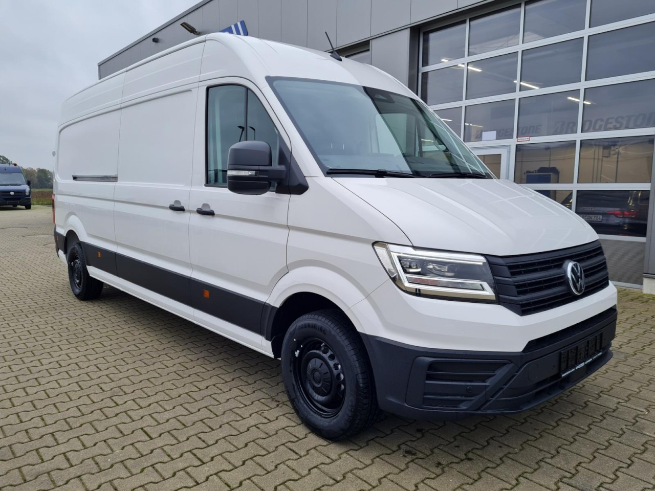 Volkswagen Crafter 35 Kasten Maxi L4H3 AG ERGO LED TEMPOMAT - Panel van: picture 2 Volkswagen Crafter 35 Kasten Maxi L4H3 AG ERGO LED TEMPOMAT - Panel van: picture 2