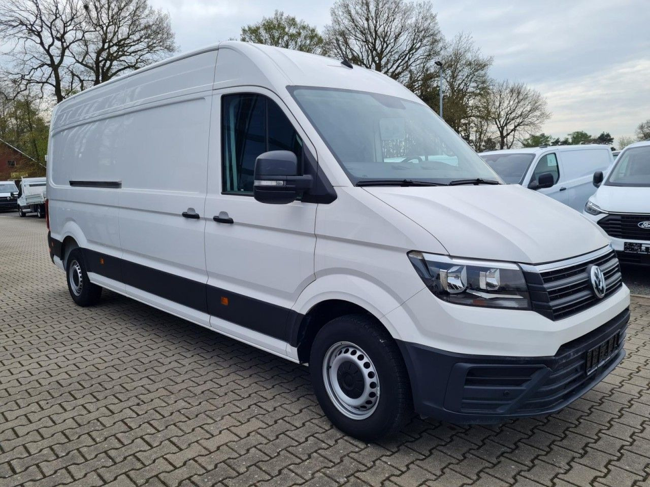 Volkswagen Crafter 35 Kasten lang L4H2 KLIMA NAVI_APP HOLZB - Panel van: picture 3 Volkswagen Crafter 35 Kasten lang L4H2 KLIMA NAVI_APP HOLZB - Panel van: picture 3