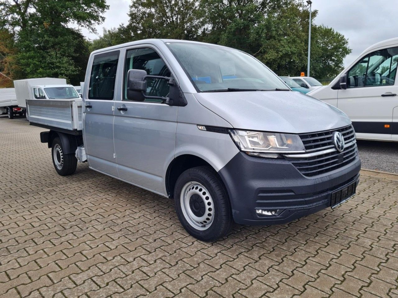Volkswagen T6.1 Doka Pritsche Plane 6-Sitze Klima Komfort - Curtain side van, Combi van: picture 3 Volkswagen T6.1 Doka Pritsche Plane 6-Sitze Klima Komfort - Curtain side van, Combi van: picture 3