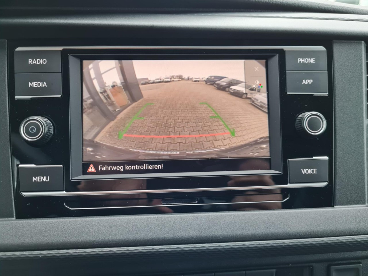 Small van Volkswagen T6.1 Kasten KR Heckklappe KAMERA KLIMA NAVI/APP: picture 11 Small van Volkswagen T6.1 Kasten KR Heckklappe KAMERA KLIMA NAVI/APP: picture 11