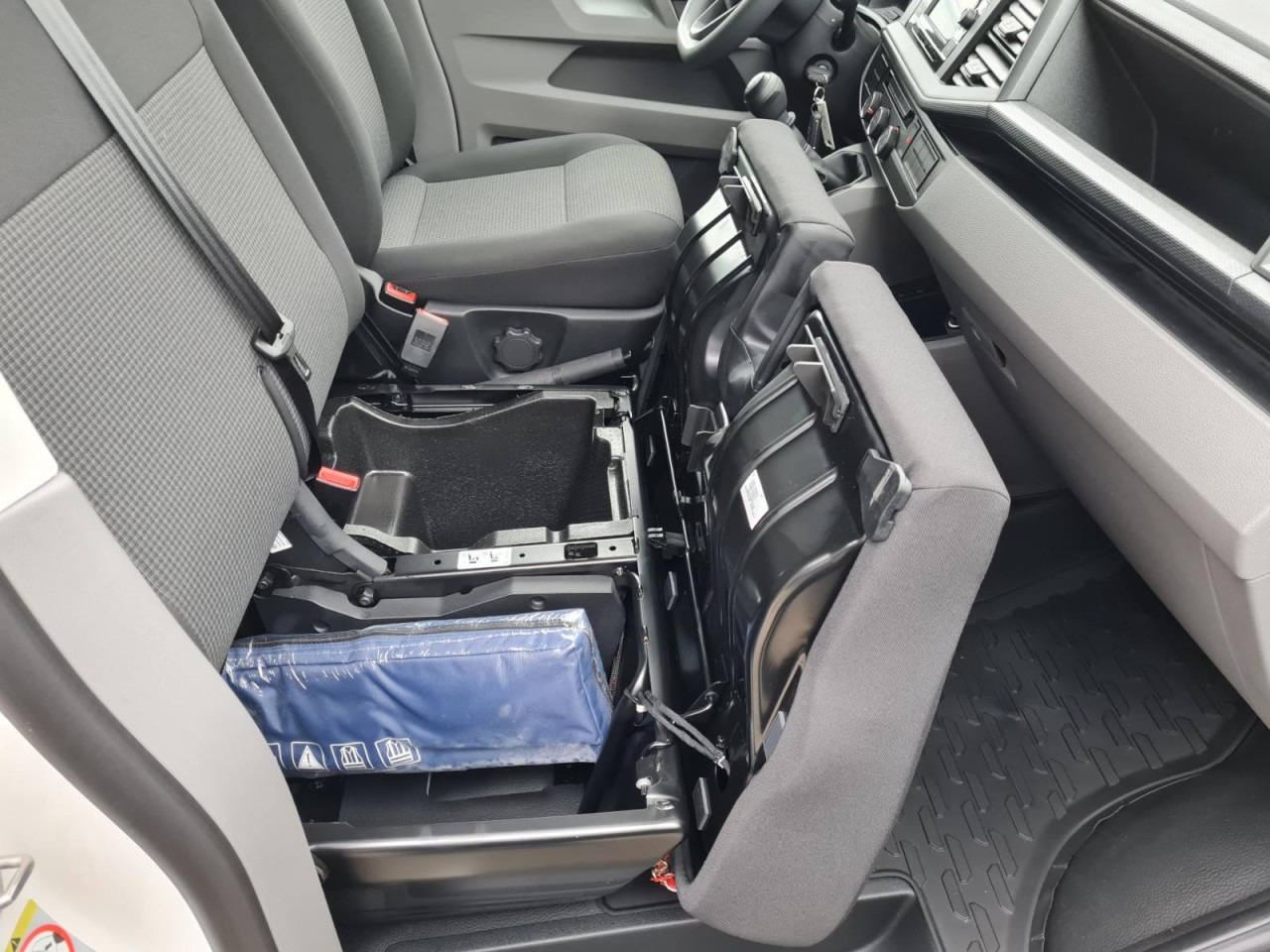 Small van Volkswagen T6.1 Kasten KR Heckklappe KAMERA KLIMA NAVI/APP: picture 15 Small van Volkswagen T6.1 Kasten KR Heckklappe KAMERA KLIMA NAVI/APP: picture 15