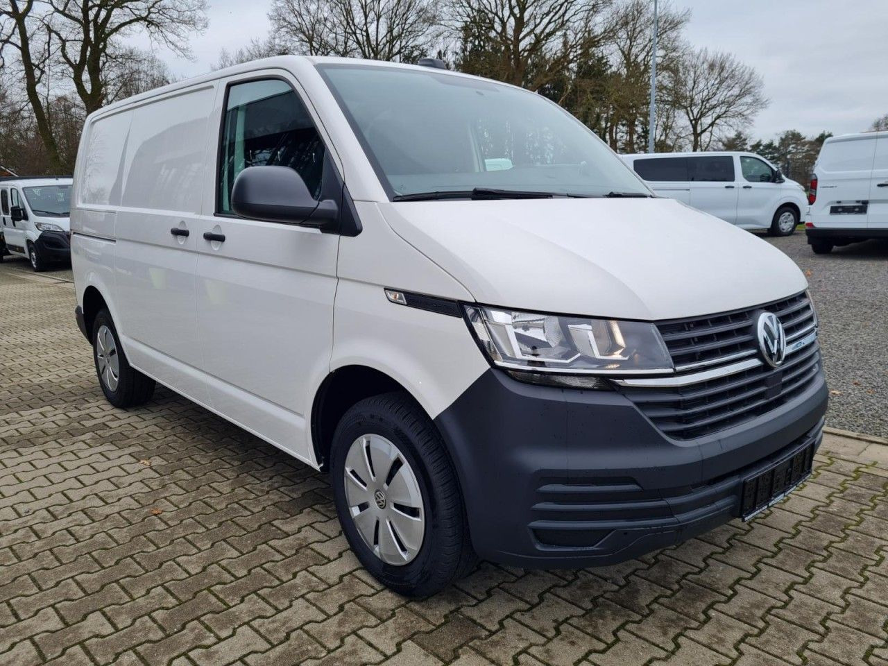 Volkswagen T6.1 Kasten L1 KR Heckklappe KAMERA KLIMA ALLWET - Small van: picture 4 Volkswagen T6.1 Kasten L1 KR Heckklappe KAMERA KLIMA ALLWET - Small van: picture 4