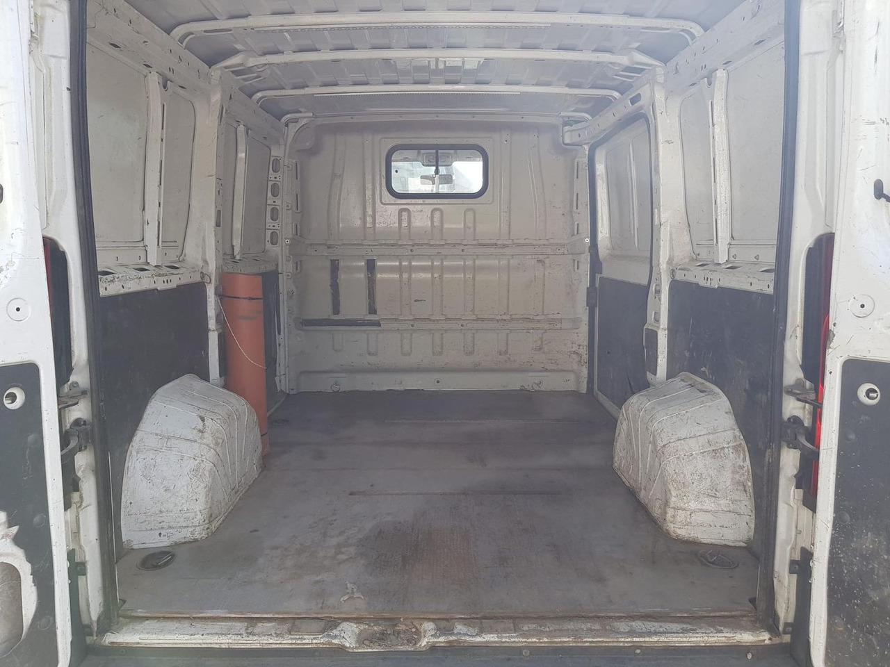 Fiat Ducato Kastenwagen 120 MULTIJET Radio+AHK 88... - Small van: picture 5 Fiat Ducato Kastenwagen 120 MULTIJET Radio+AHK 88... - Small van: picture 5