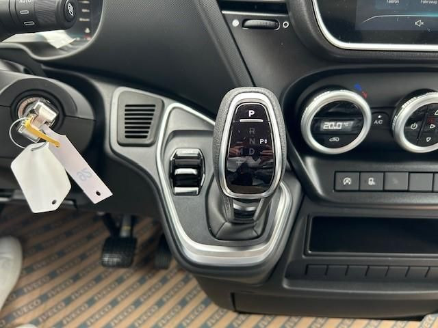 Panel van Iveco Daily 35S16A8V 4100 Automatik: picture 15 Panel van Iveco Daily 35S16A8V 4100 Automatik: picture 15