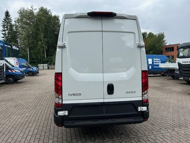 Panel van Iveco Daily 35S16A8V 4100 Automatik: picture 6 Panel van Iveco Daily 35S16A8V 4100 Automatik: picture 6