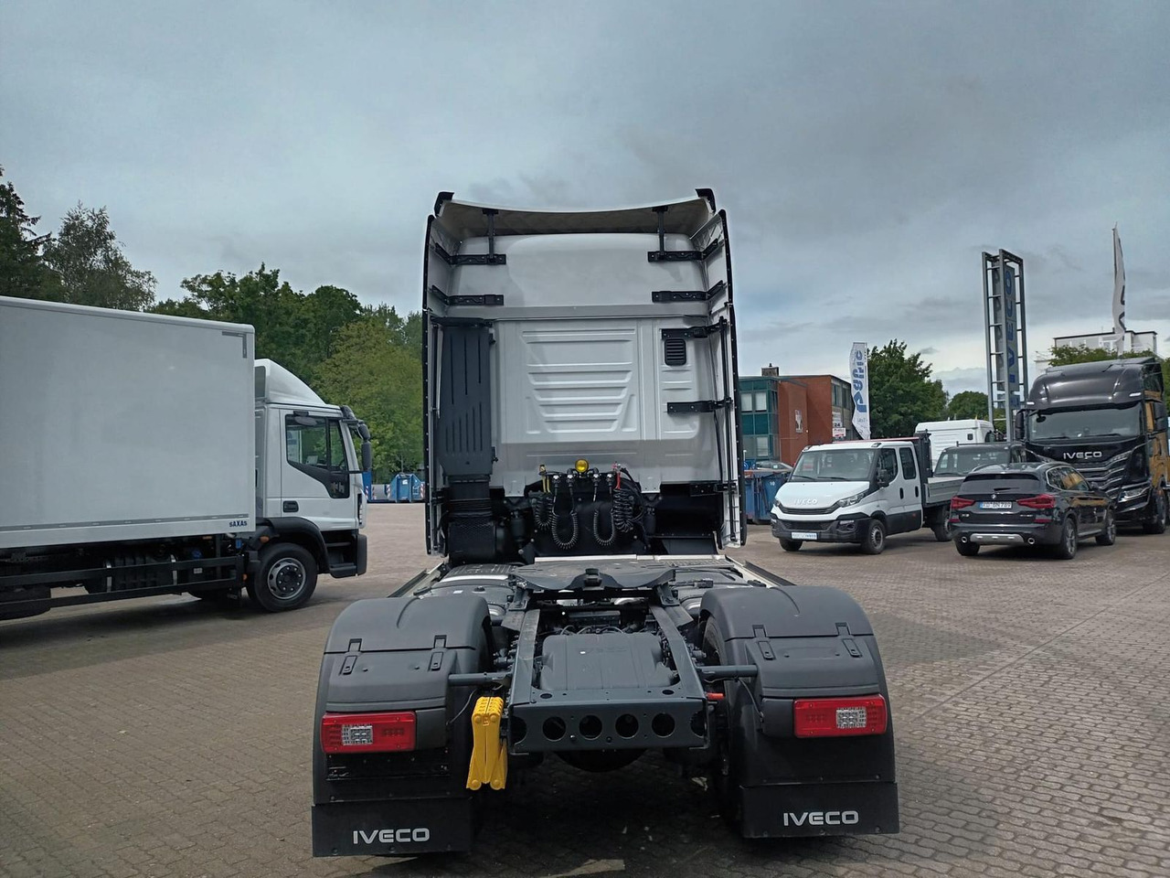 Iveco S-Way AS440S50T/FP SZM MIRROR - Tractor unit: picture 3 Iveco S-Way AS440S50T/FP SZM MIRROR - Tractor unit: picture 3