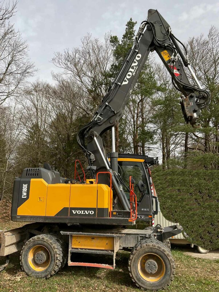 Volvo EW180 E – mobile excavator / Mobilbagger - Wheel excavator: picture 1 Volvo EW180 E – mobile excavator / Mobilbagger - Wheel excavator: picture 1