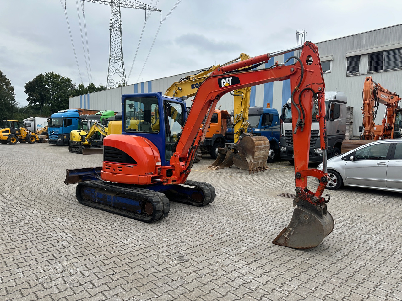 Caterpillar 305 CR Nullheck Minibagger MS03 - Mini excavator: picture 3 Caterpillar 305 CR Nullheck Minibagger MS03 - Mini excavator: picture 3