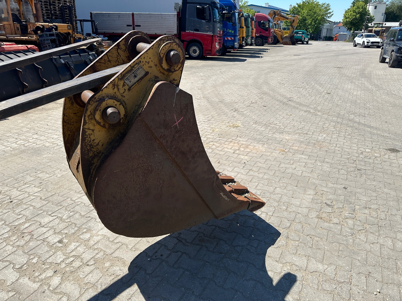 Caterpillar 3208 Tieflöffel 70 cm - Excavator bucket: picture 4 Caterpillar 3208 Tieflöffel 70 cm - Excavator bucket: picture 4