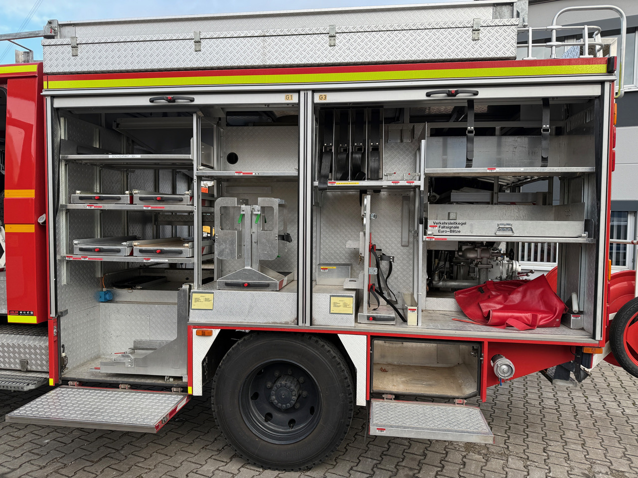 Fire truck MAN 12.222 LF16 Feuerwehr-LKW: picture 12