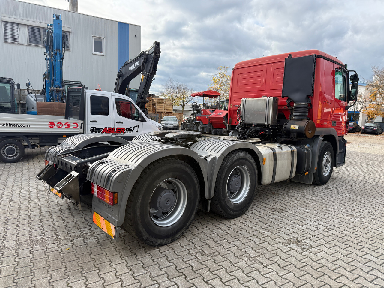 Mercedes-Benz V8 2660 Actros MP2 SZM - Tractor unit: picture 4 Mercedes-Benz V8 2660 Actros MP2 SZM - Tractor unit: picture 4