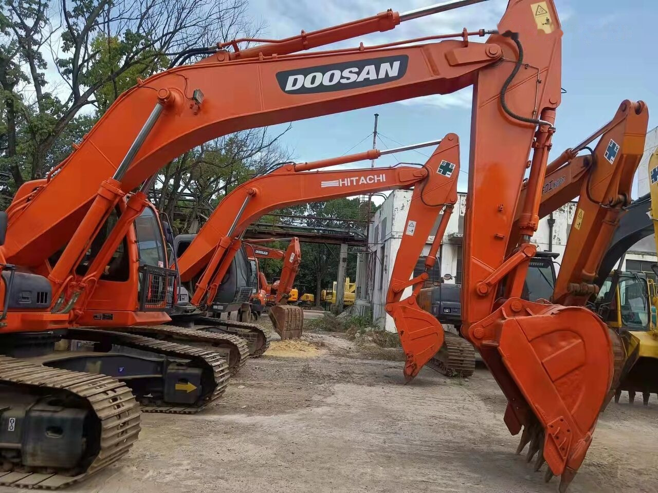 Doosan DX300 - Crawler excavator: picture 5 Doosan DX300 - Crawler excavator: picture 5