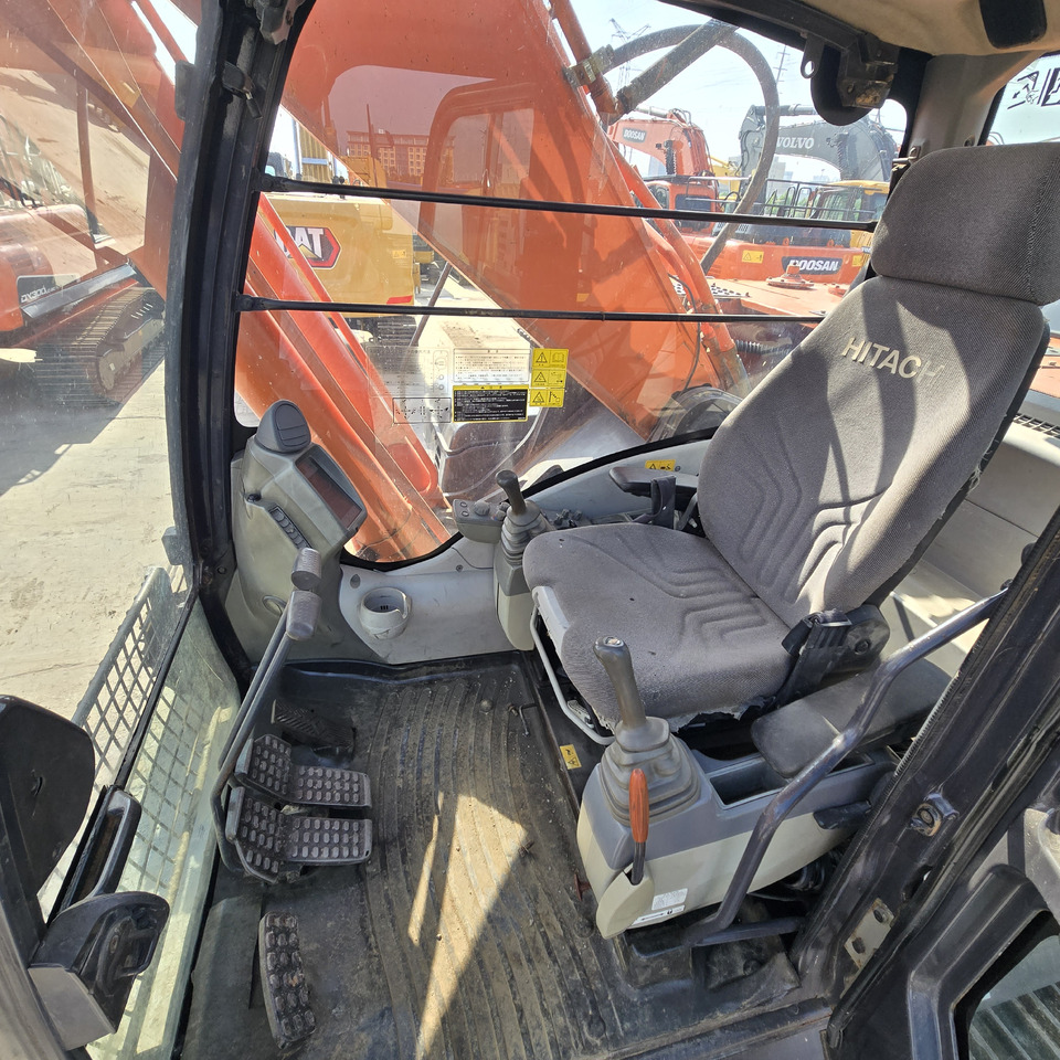 Excavator HITACHI ZX350-5G: picture 10