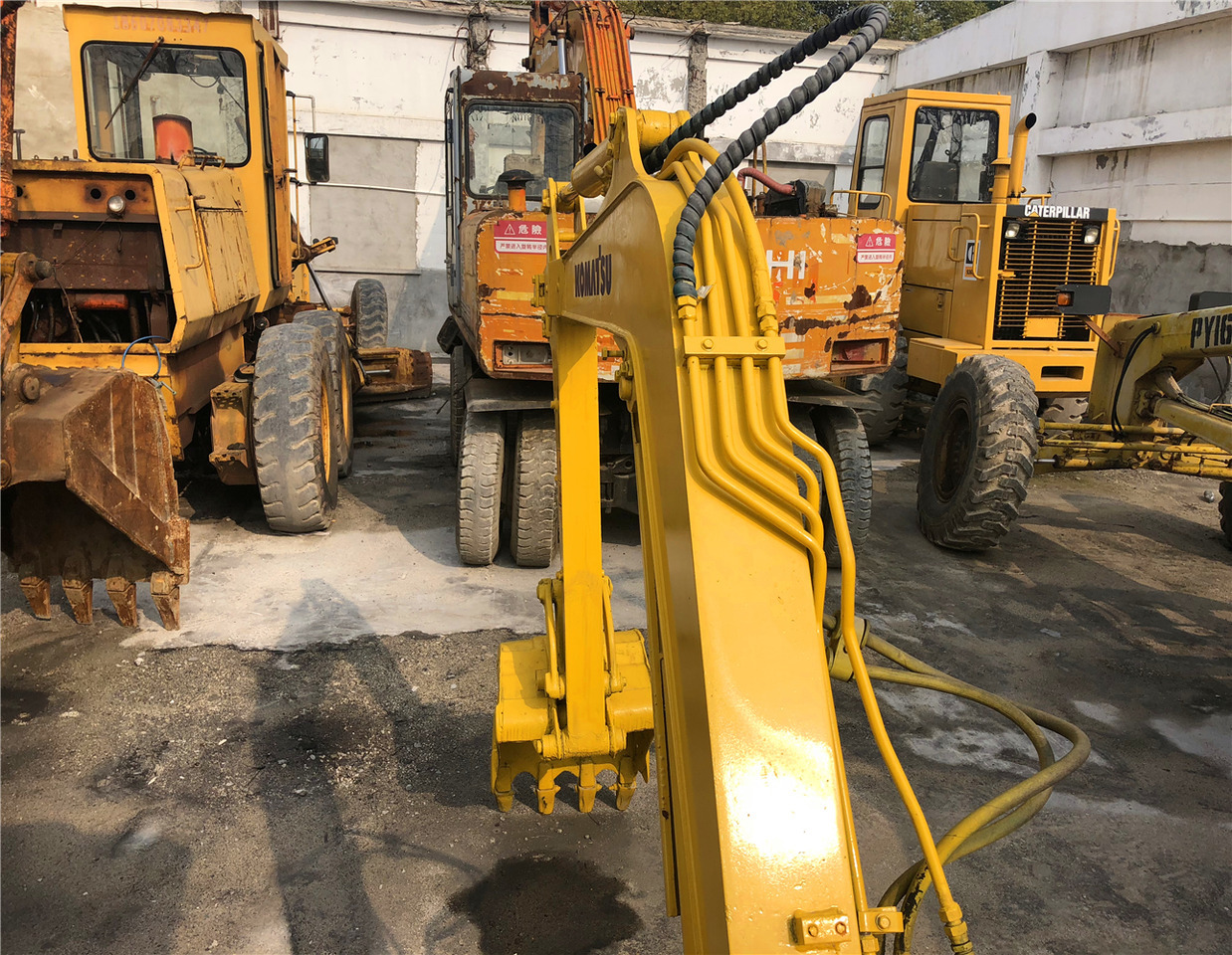 Komatsu PC30MR - Mini excavator: picture 3 Komatsu PC30MR - Mini excavator: picture 3