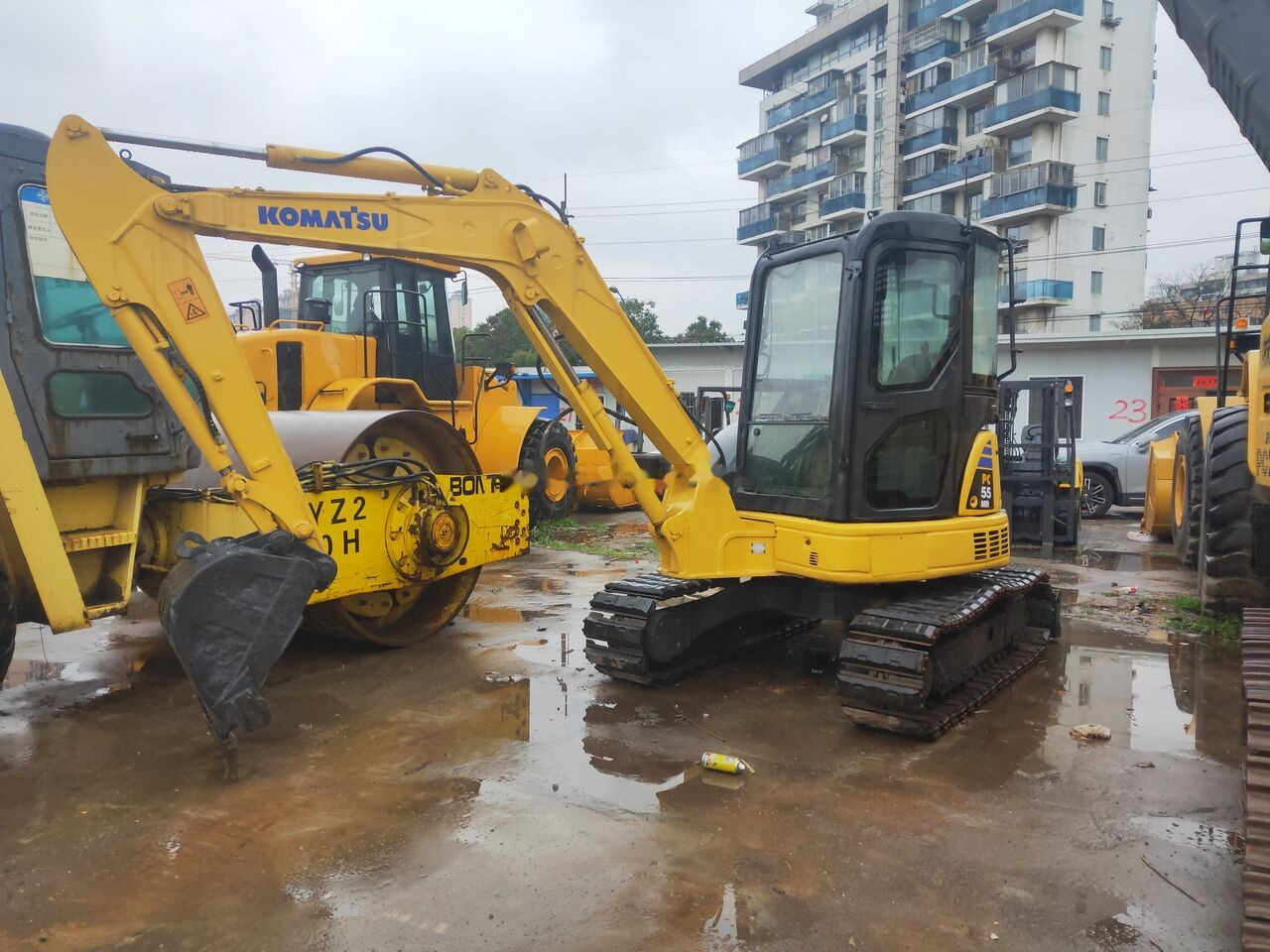 Komatsu PC55MR - Mini excavator: picture 1 Komatsu PC55MR - Mini excavator: picture 1