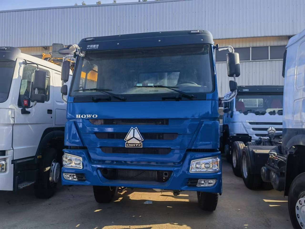 Tipper Sinotruk HOWO 8*4 Dump truck: picture 8