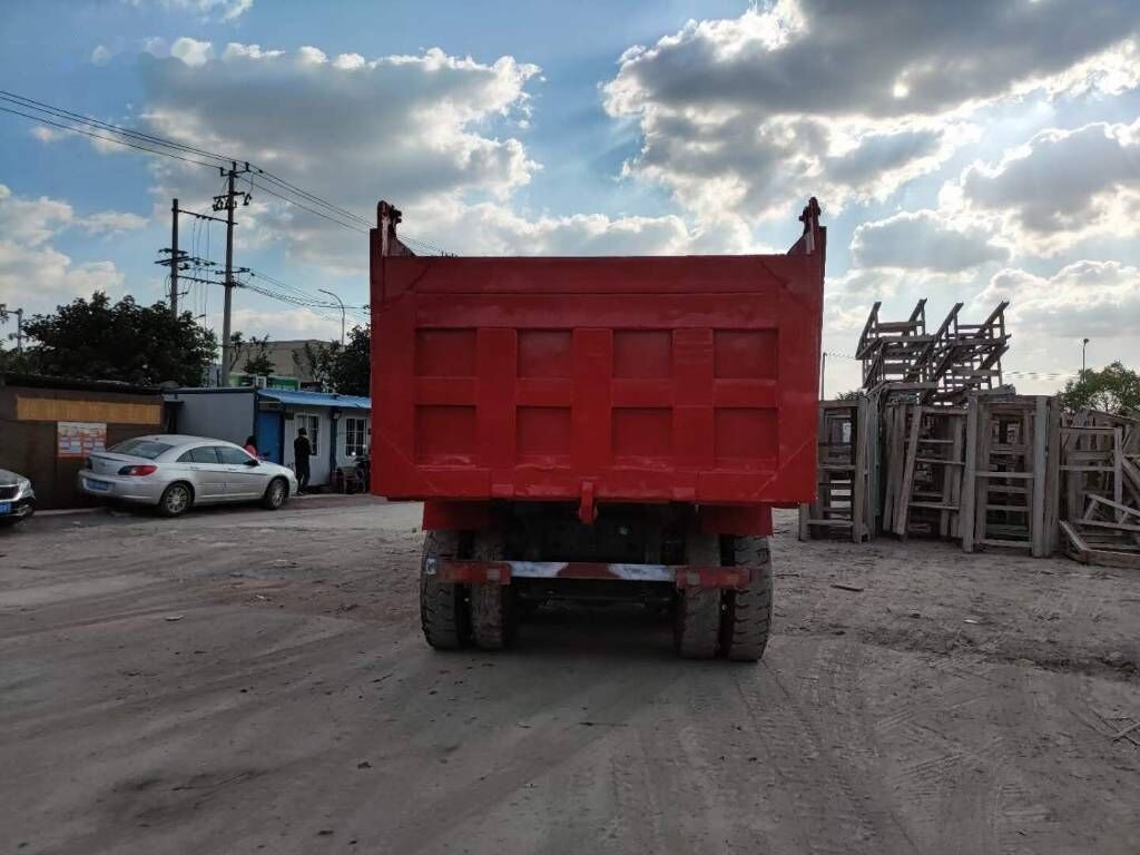 Sinotruk Howo - Tipper: picture 2 Sinotruk Howo - Tipper: picture 2