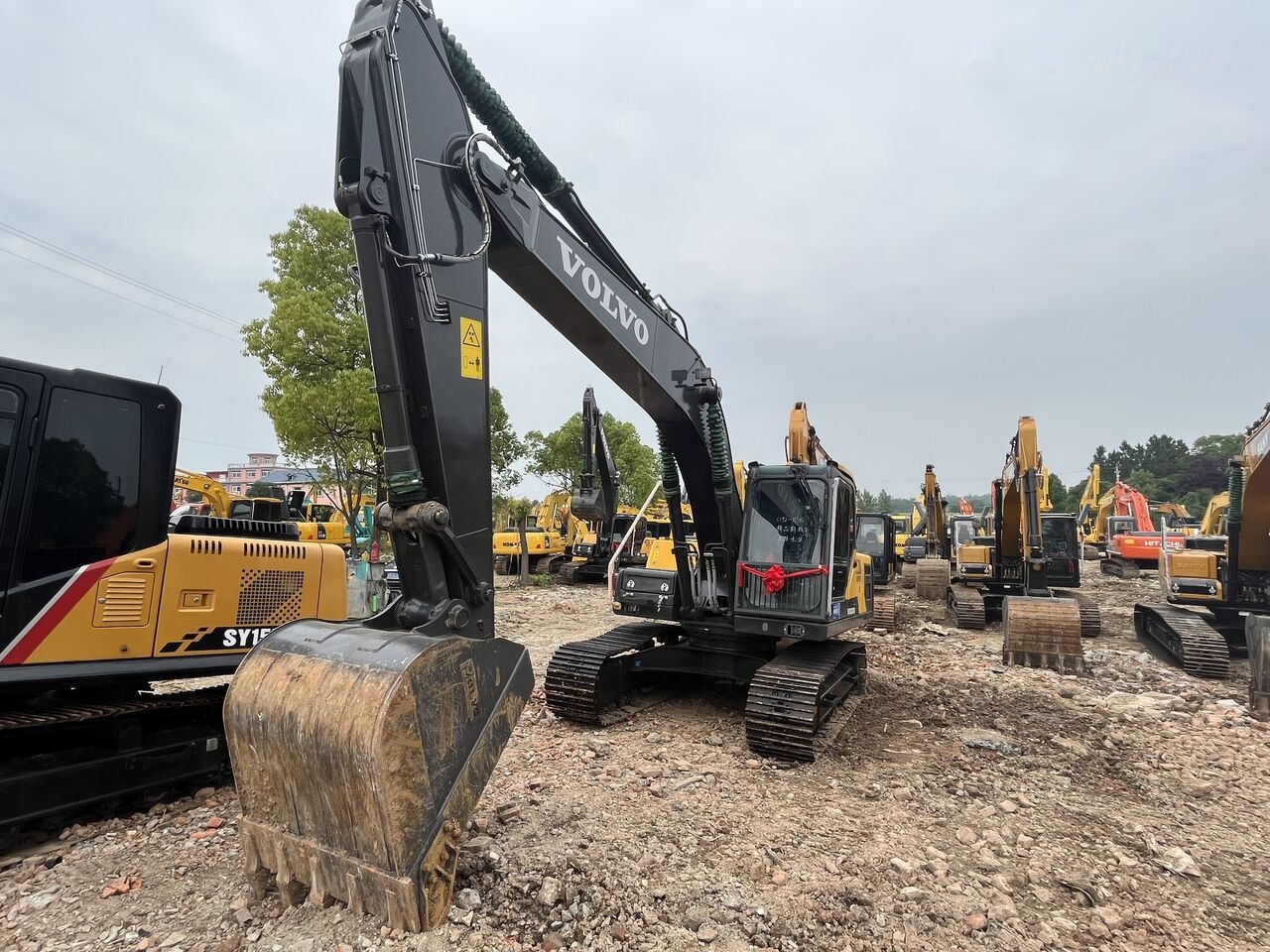 Volvo EC210 - Crawler excavator: picture 4 Volvo EC210 - Crawler excavator: picture 4
