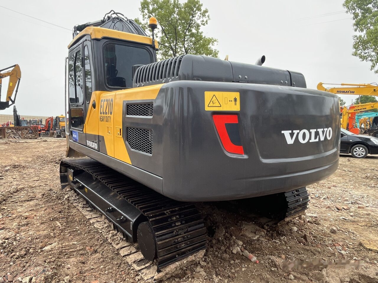 Volvo EC210 - Crawler excavator: picture 1 Volvo EC210 - Crawler excavator: picture 1