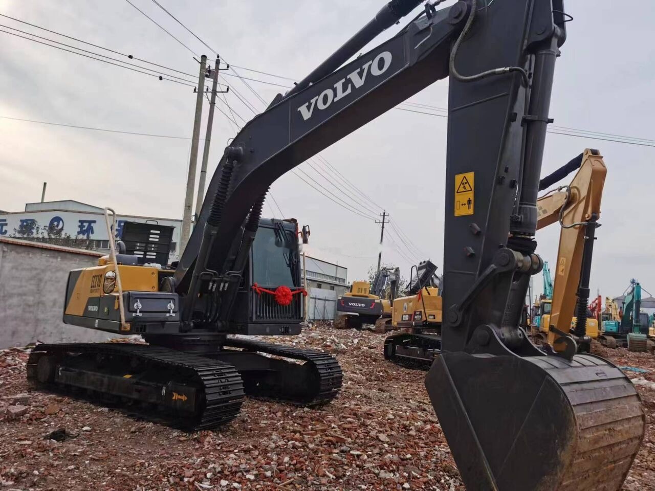 Volvo EC210 - Crawler excavator: picture 3 Volvo EC210 - Crawler excavator: picture 3