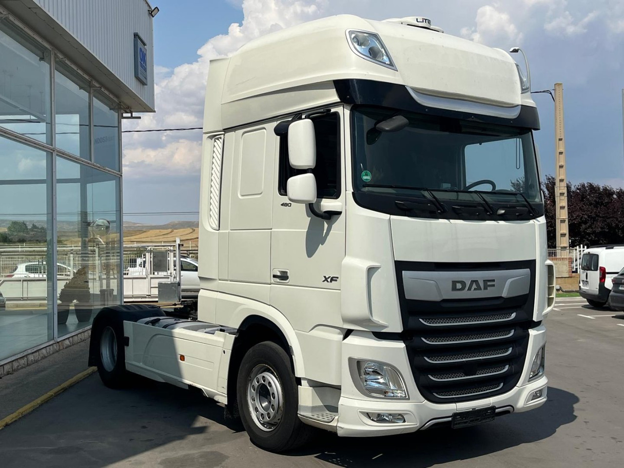 Cabeza Tractora DAF 480 AUTOMATICA CON INTARDER - Tractor unit: picture 3 Cabeza Tractora DAF 480 AUTOMATICA CON INTARDER - Tractor unit: picture 3