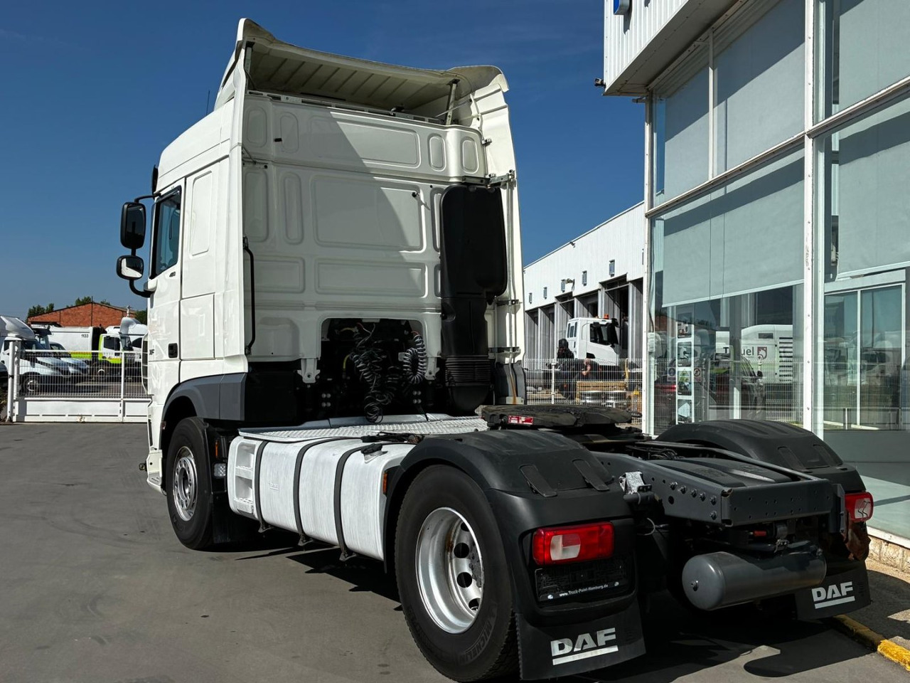 Cabeza Tractora DAF 480 AUTOMATICA CON INTARDER - Tractor unit: picture 4 Cabeza Tractora DAF 480 AUTOMATICA CON INTARDER - Tractor unit: picture 4