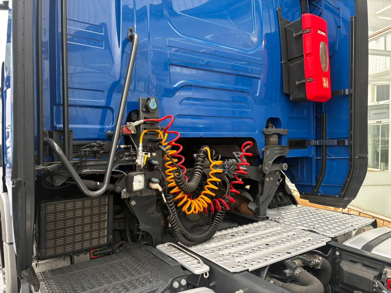 Cabeza Tractora Scania R450 AUTOMATICO-INTARDER - Tractor unit: picture 5 Cabeza Tractora Scania R450 AUTOMATICO-INTARDER - Tractor unit: picture 5
