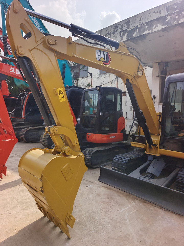 CAT 305.5E - Mini excavator: picture 3 CAT 305.5E - Mini excavator: picture 3
