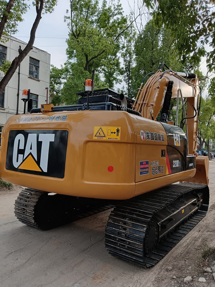 CAT 320D2 320D2L 320D - Crawler excavator: picture 4 CAT 320D2 320D2L 320D - Crawler excavator: picture 4