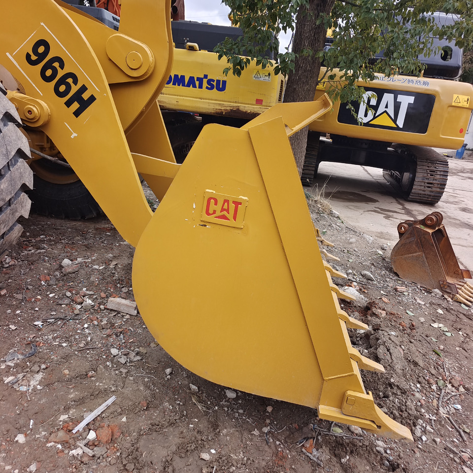 Wheel loader CAT 966H: picture 16