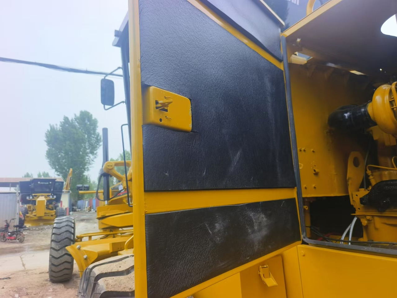 CATERPILLAR 140H - Grader: picture 3 CATERPILLAR 140H - Grader: picture 3