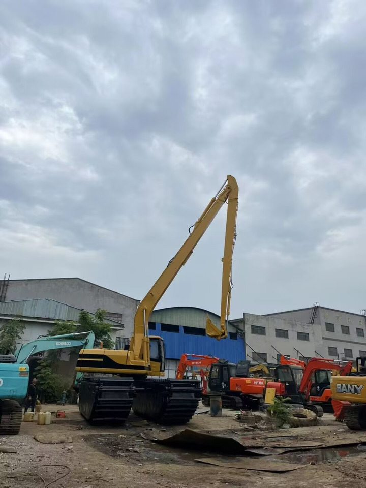 CATERPILLAR 320 BL Dredger - Amphibious excavator: picture 5 CATERPILLAR 320 BL Dredger - Amphibious excavator: picture 5