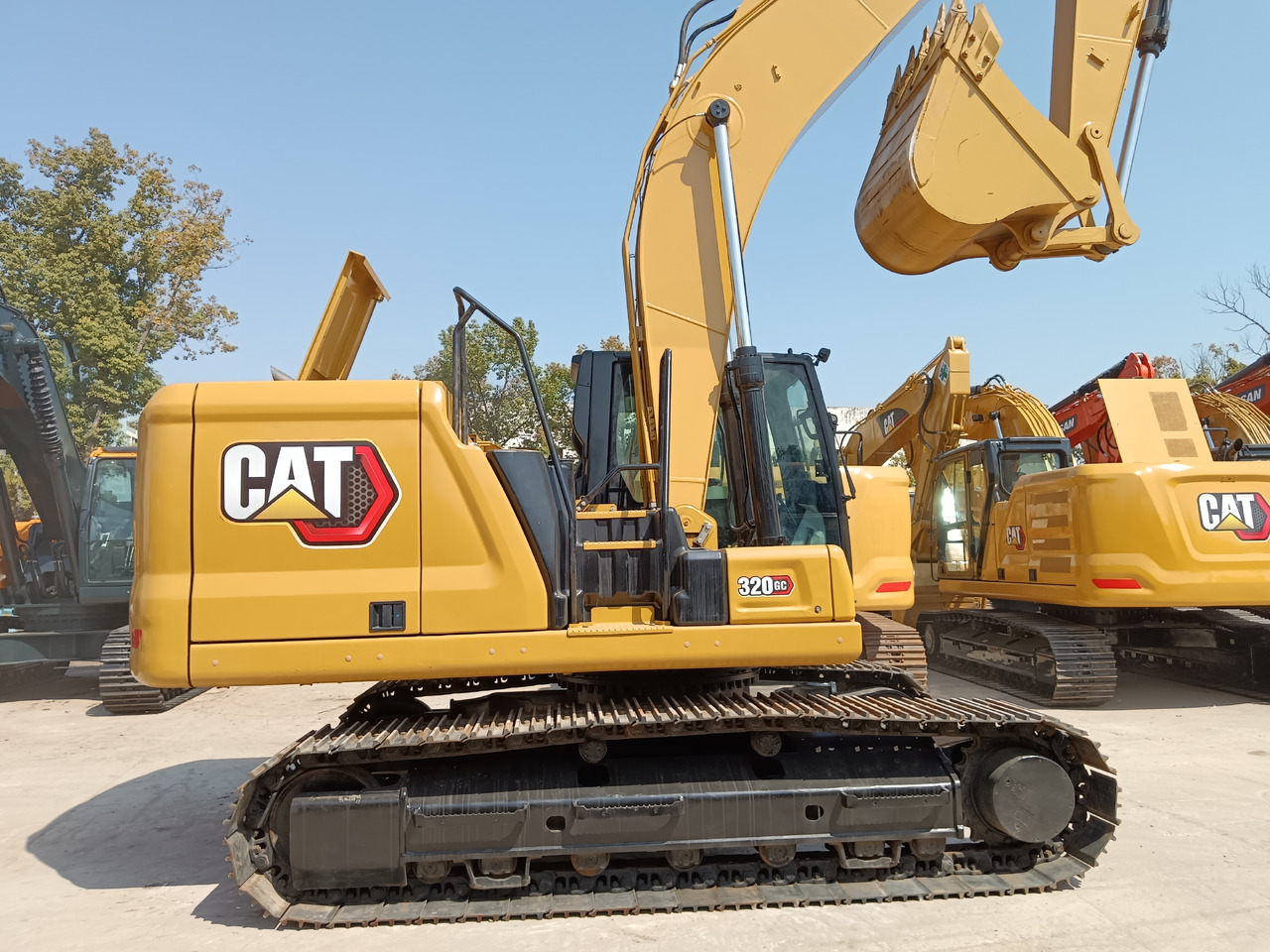 CATERPILLAR 320GC CAT 320 GC - Crawler excavator: picture 4 CATERPILLAR 320GC CAT 320 GC - Crawler excavator: picture 4