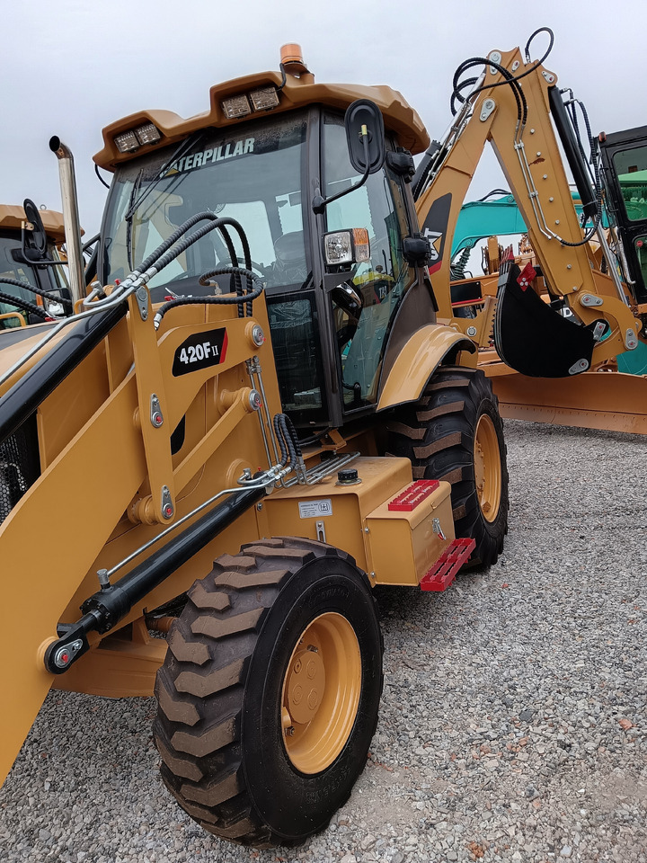 CATERPILLAR 420FⅡ CAT - Backhoe loader: picture 3 CATERPILLAR 420FⅡ CAT - Backhoe loader: picture 3