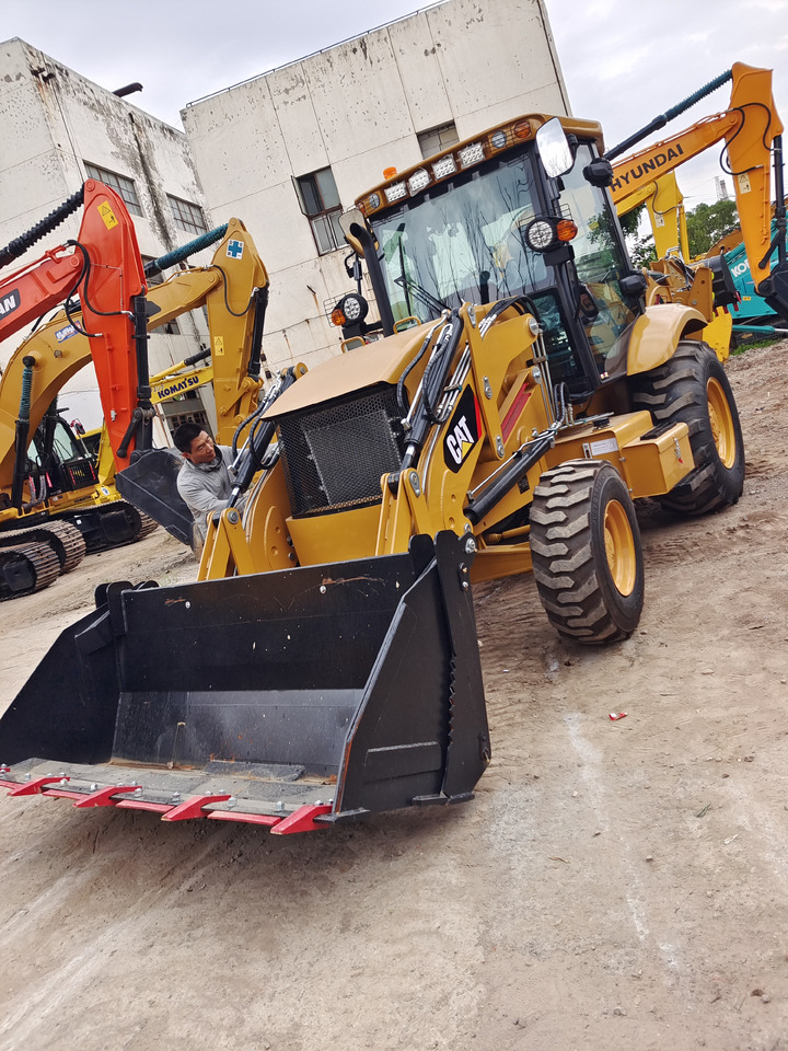 CATERPILLAR 420F CAT - Backhoe loader: picture 3 CATERPILLAR 420F CAT - Backhoe loader: picture 3