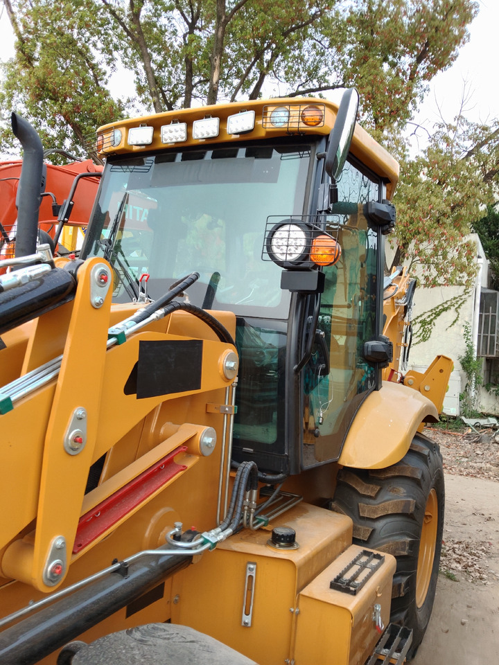 CATERPILLAR 420F CAT - Backhoe loader: picture 5 CATERPILLAR 420F CAT - Backhoe loader: picture 5