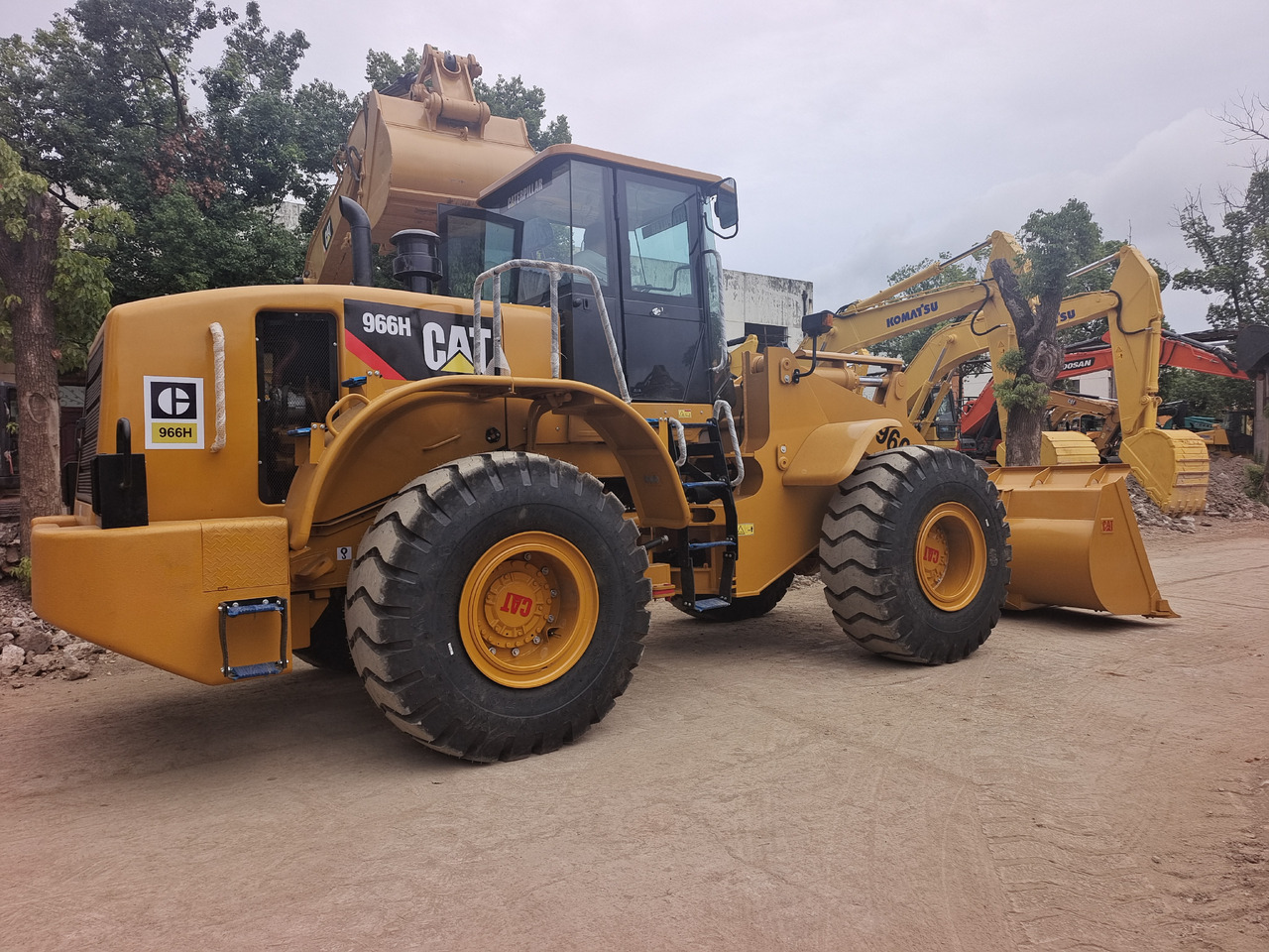 CATERPILLAR 966 H CAT - Wheel loader: picture 1 CATERPILLAR 966 H CAT - Wheel loader: picture 1
