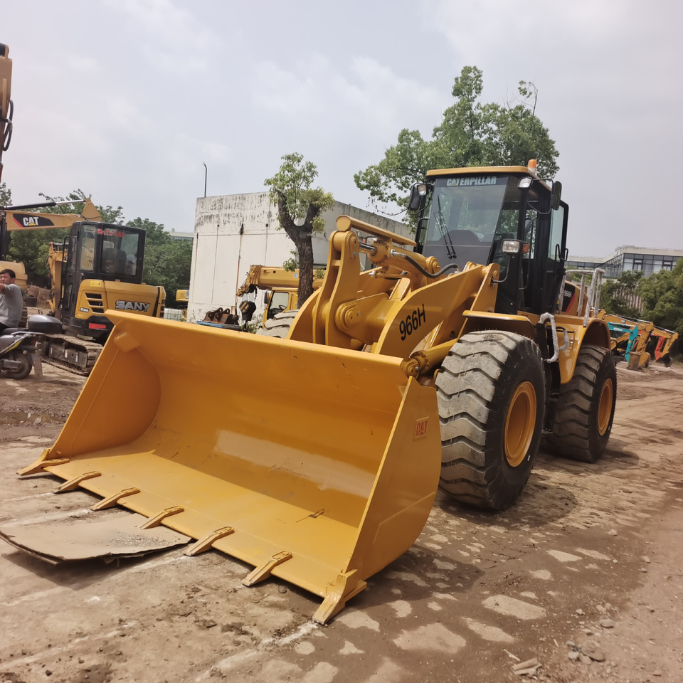 CATERPILLAR 966H - Wheel loader: picture 3 CATERPILLAR 966H - Wheel loader: picture 3