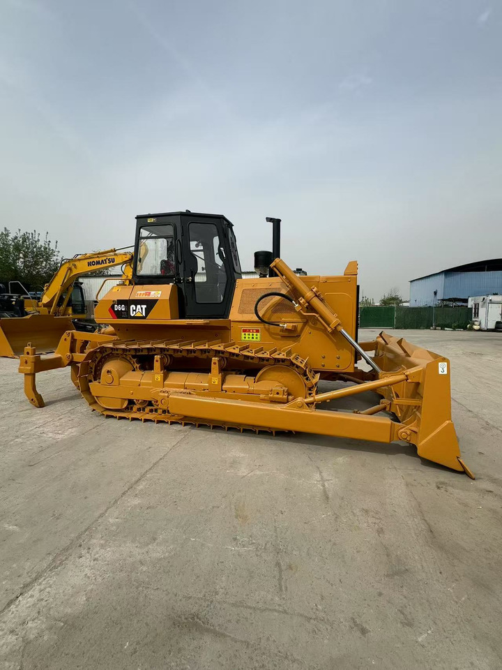 CATERPILLAR D6G CAT - Bulldozer: picture 4 CATERPILLAR D6G CAT - Bulldozer: picture 4