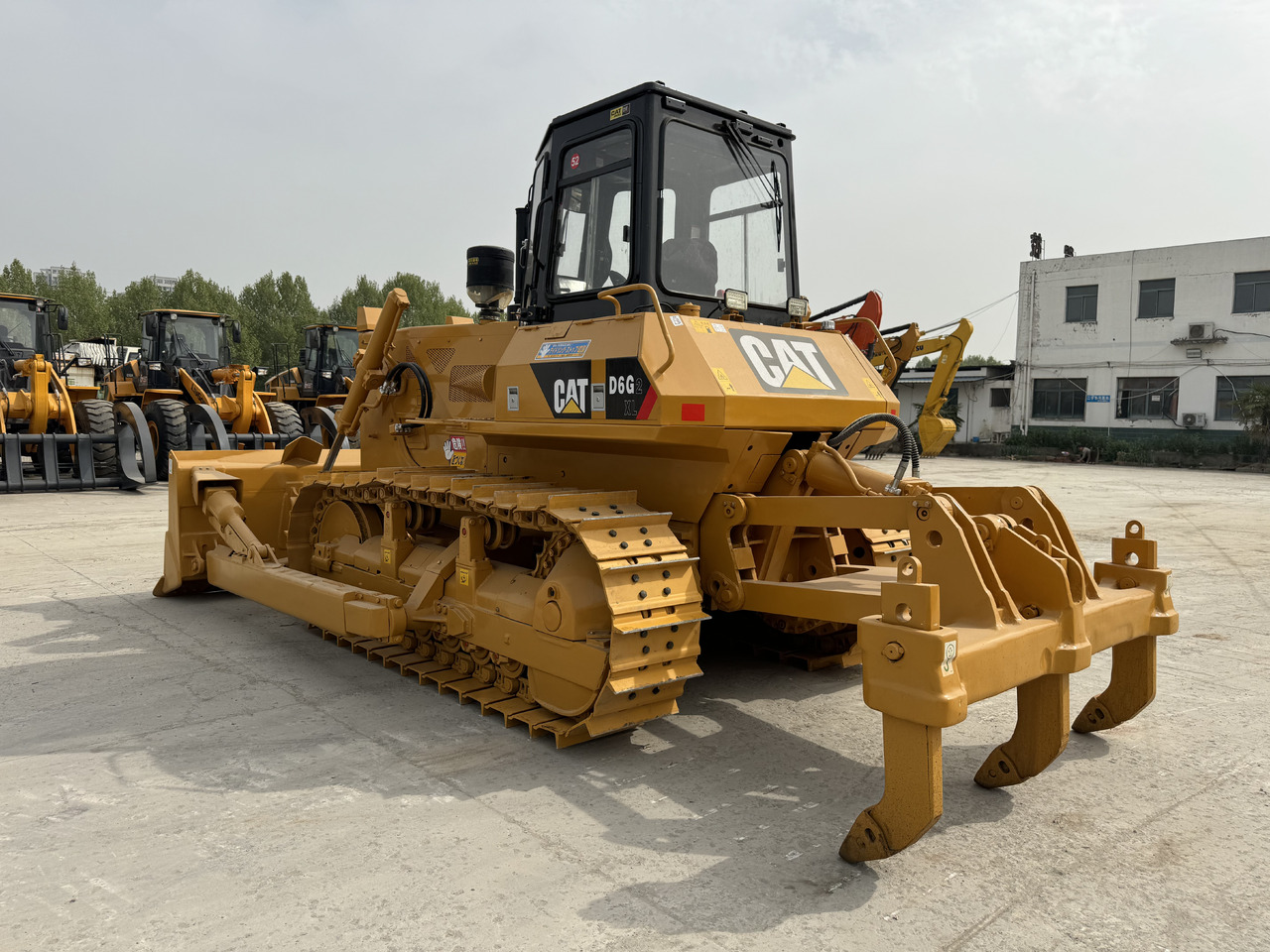 CATERPILLAR D6G D7G D6R D8T - Bulldozer: picture 1 CATERPILLAR D6G D7G D6R D8T - Bulldozer: picture 1