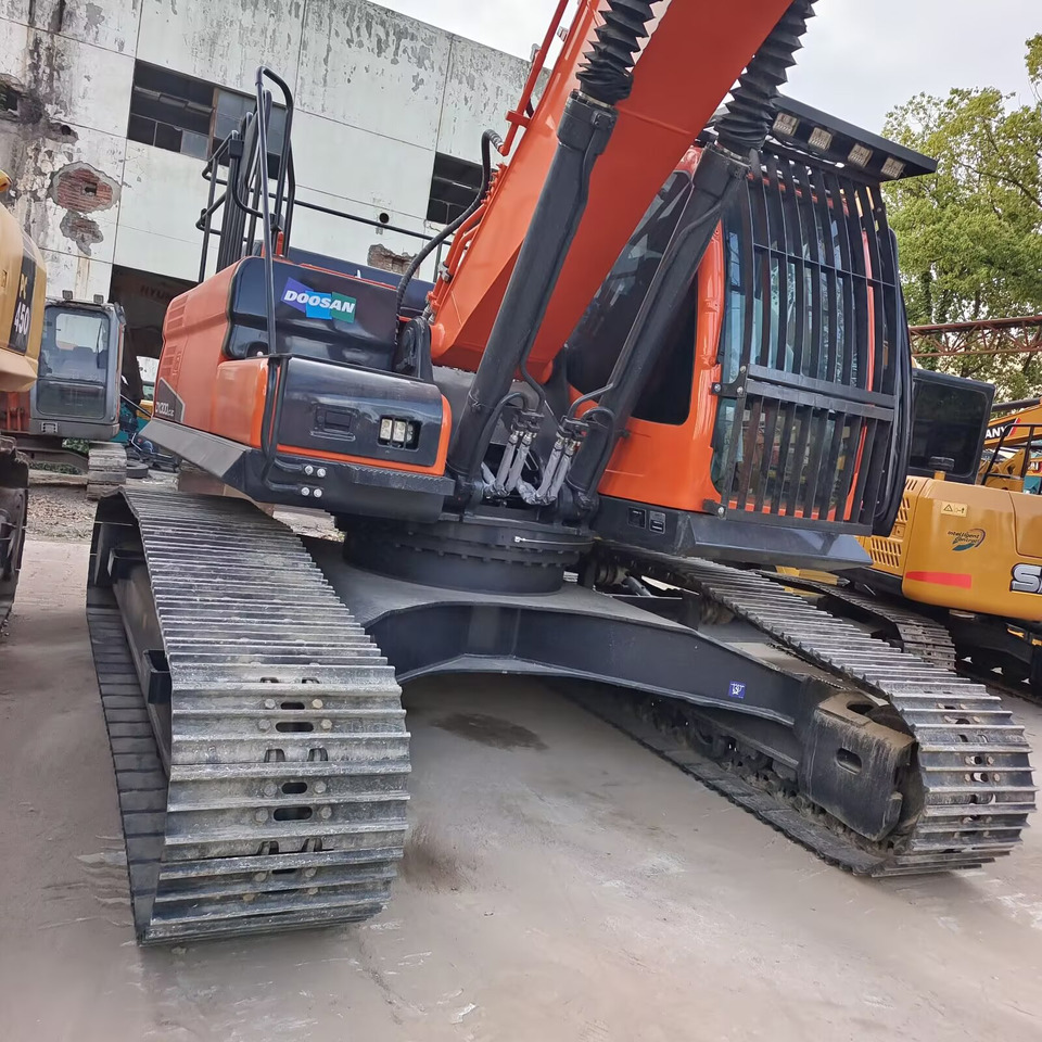 DOOSAN DX300 Doosan DX 300 LCA LC-9S LC-9C - Crawler excavator: picture 4 DOOSAN DX300 Doosan DX 300 LCA LC-9S LC-9C - Crawler excavator: picture 4