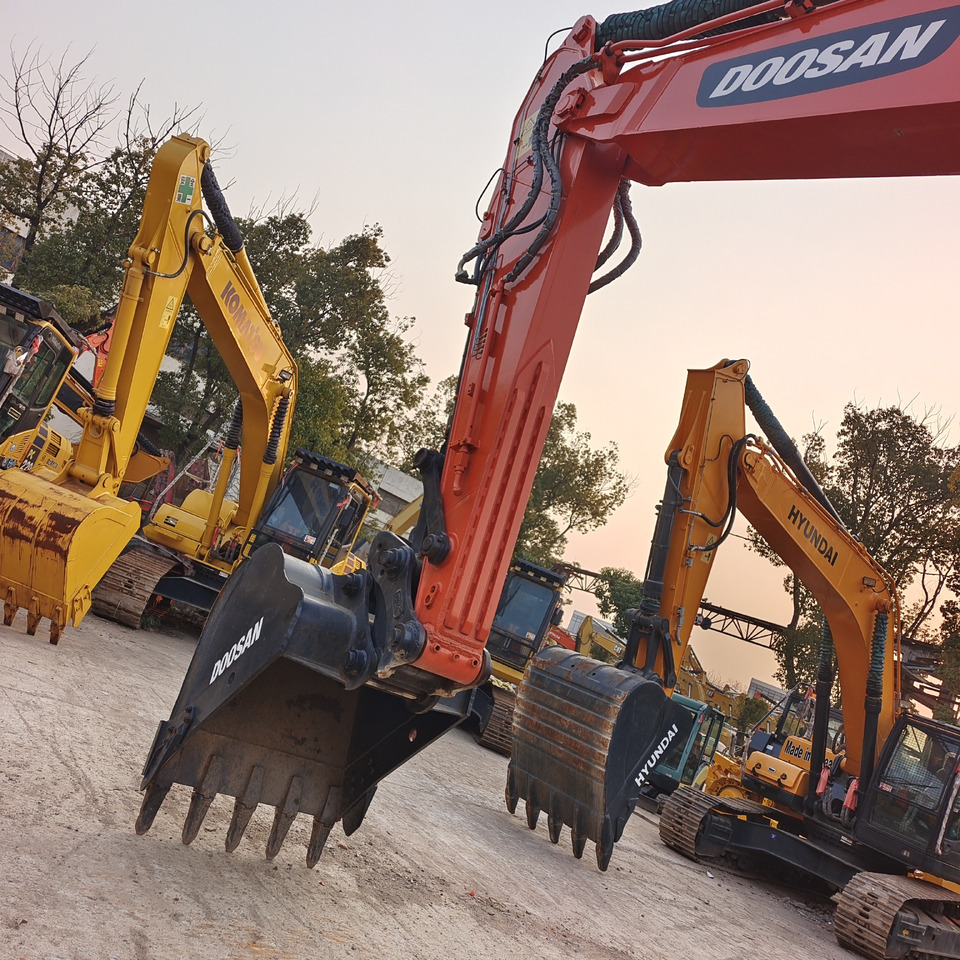 DOOSAN DX300 LC-9C LCA - Crawler excavator: picture 4 DOOSAN DX300 LC-9C LCA - Crawler excavator: picture 4