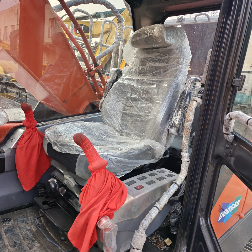 DOOSAN DX300LC-9C DX 300 LCA - Crawler excavator: picture 4 DOOSAN DX300LC-9C DX 300 LCA - Crawler excavator: picture 4