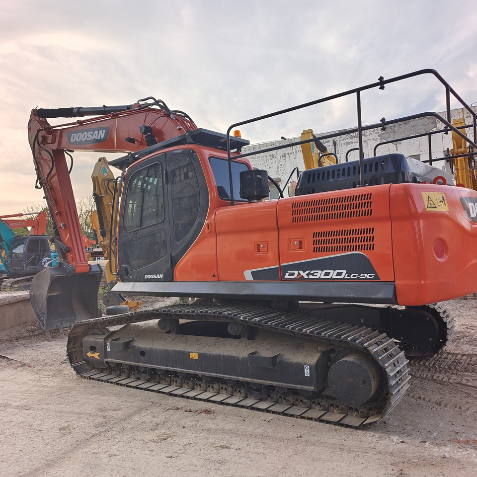 DOOSAN DX300LCA DX300LC-9C - Crawler excavator: picture 5 DOOSAN DX300LCA DX300LC-9C - Crawler excavator: picture 5