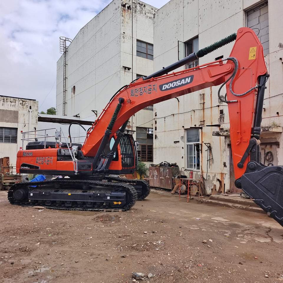 DOOSAN DX340 DX 340 LC-9C LC-9S LCA - Crawler excavator: picture 2 DOOSAN DX340 DX 340 LC-9C LC-9S LCA - Crawler excavator: picture 2
